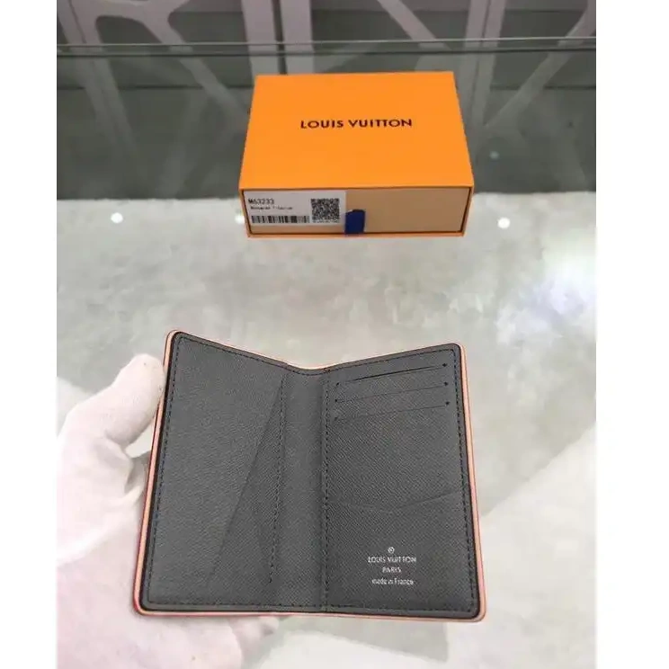 Brother Sam Yupoo Bags LV 19T1L0594 0808